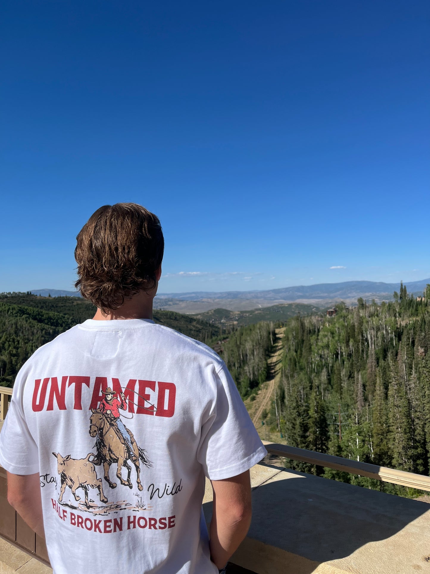 UNTAMED TEE