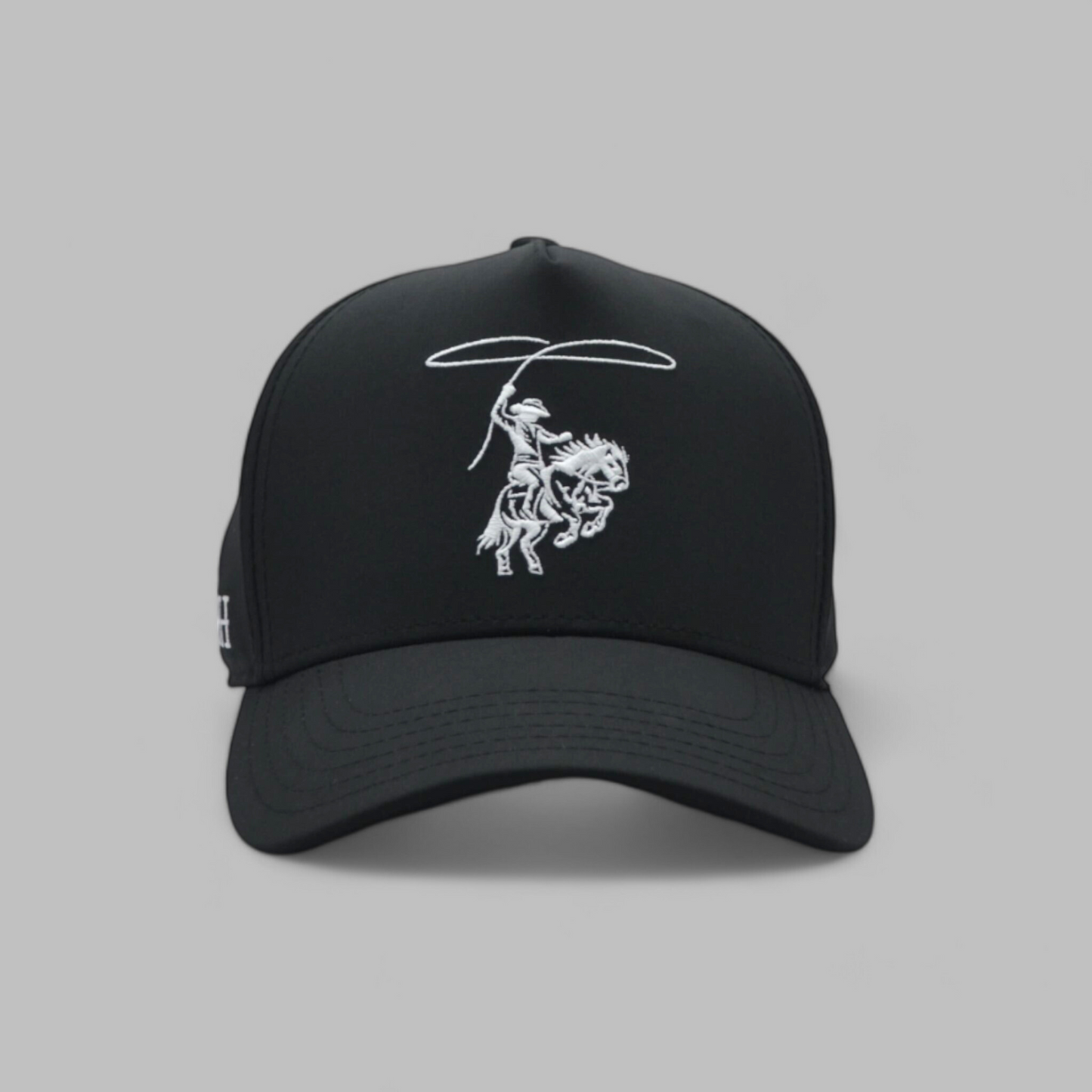 Performance Snapback // Black