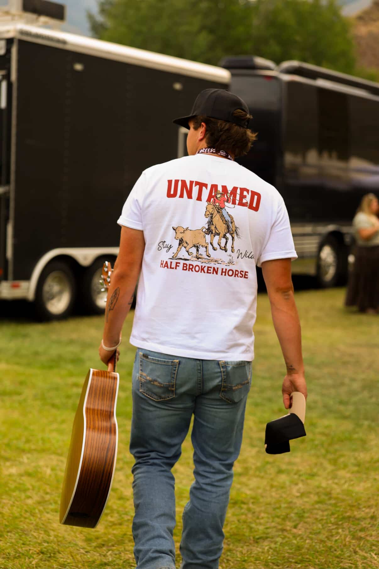 UNTAMED TEE