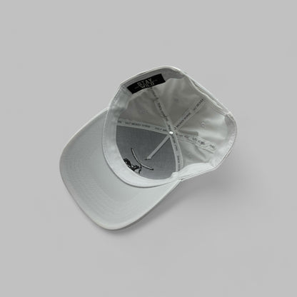 Performance Snapback // White & Black